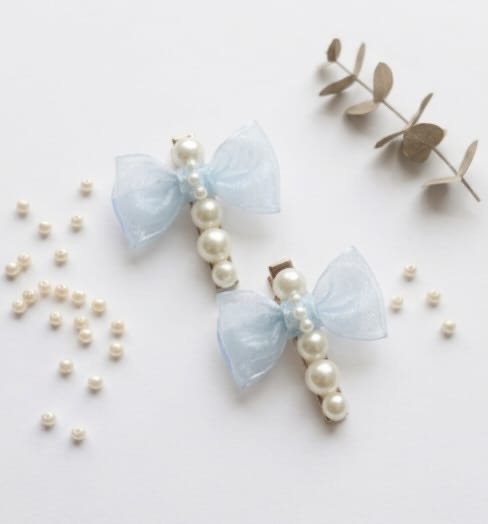 Pearl Bow Clip